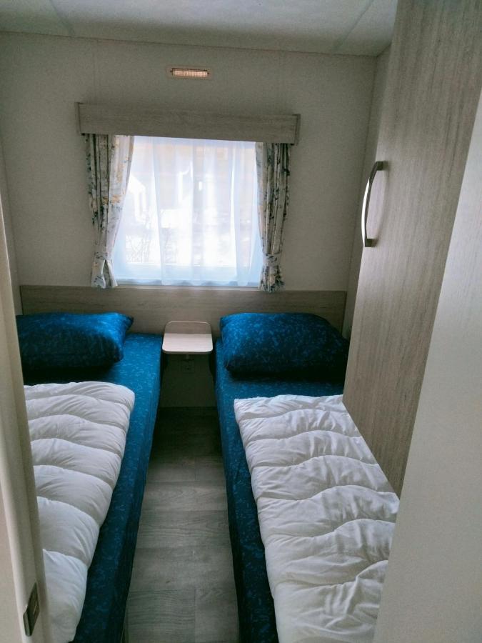 BJ Chalets: Luxe Family-Friendly Chalet at Lauwersoog Exterior photo